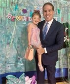 Photo of Mayor Perry and his daughter Reagan