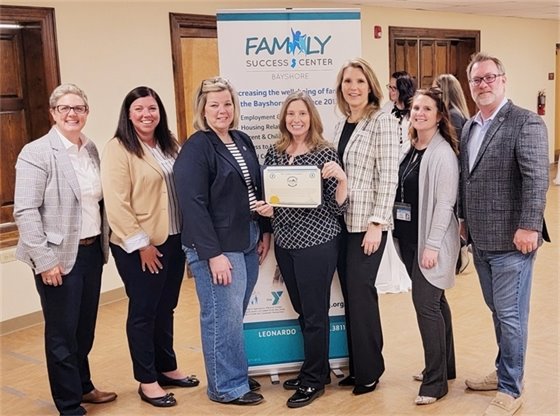 Group Photo of Bayshore Family Success Center with Middletown Representatives