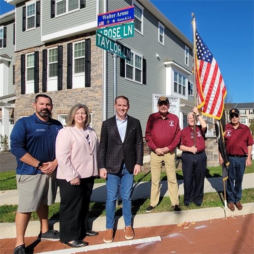 Group photo in front of Arose Lane